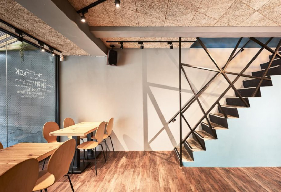 樓梯扶手剖面的幾何構成,也是從鳥巢意象解構而來。(圖片提供/Hey!Cheese、有偶設計)